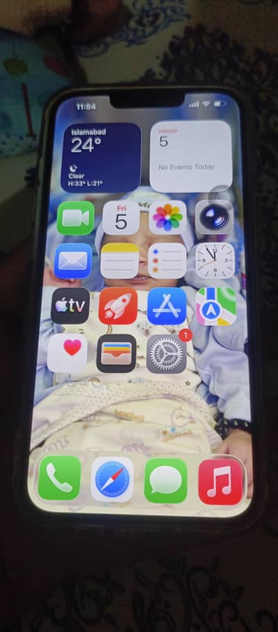 Apple iPhone 13