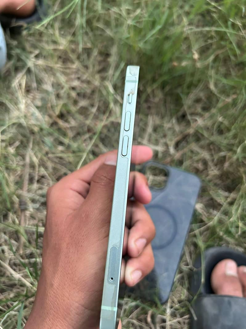 iphone 12 2