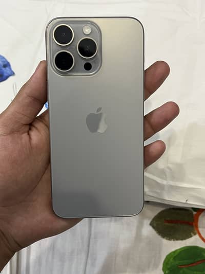 Iphone 15 pro max HK PTA
