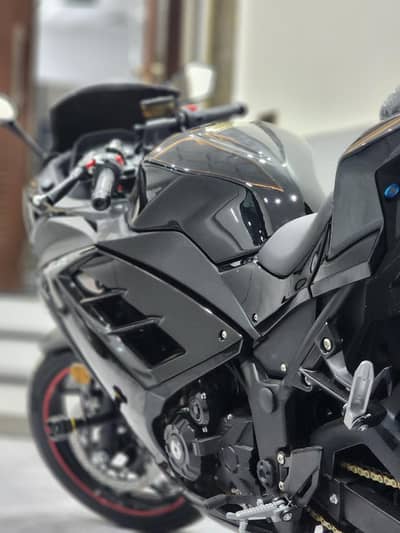 Kawasaki Ninja 400 Replica(2026 mdel)-Dual Cylinder-Just 220 km driven