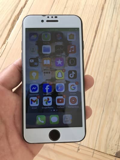 Apple iPhone 7 Official Pta Approved 32 GB