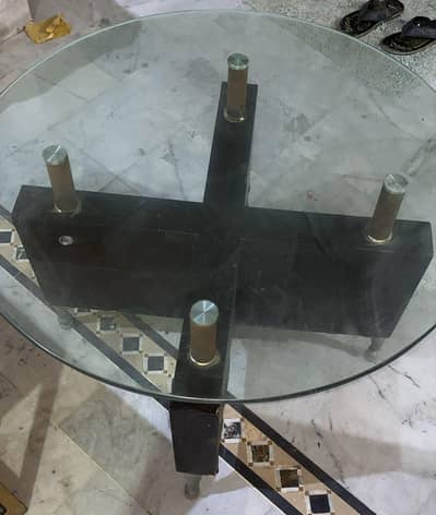 round mirror table