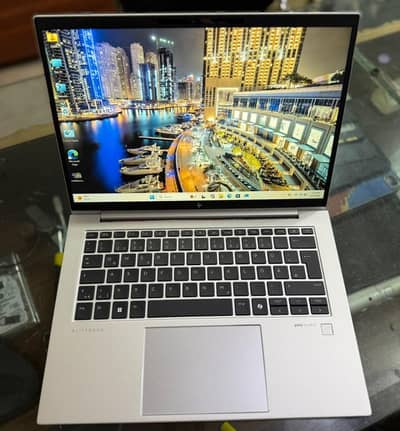 HP EliteBook 8 G1a 14-inch Notebook Next Gen AI PC