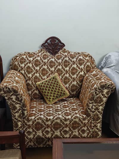 5 seater sofa set for urgent sale