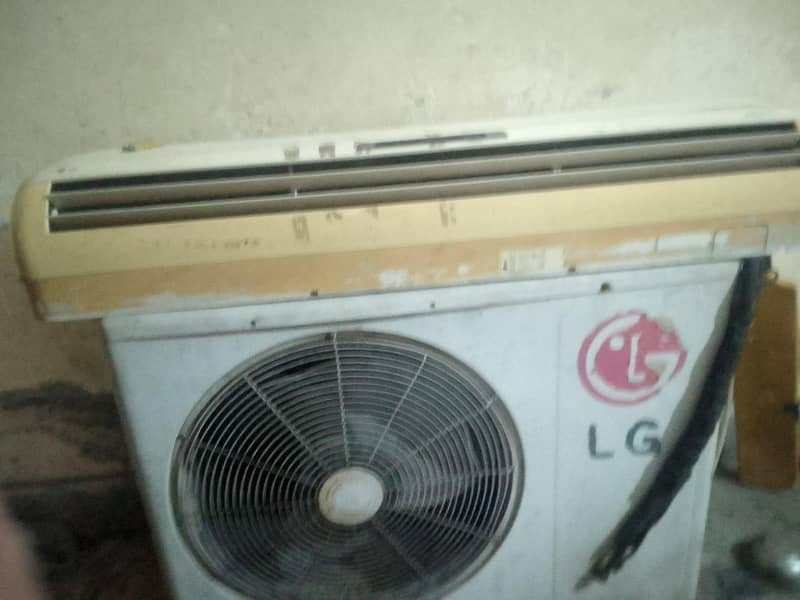 LG split Ac 0