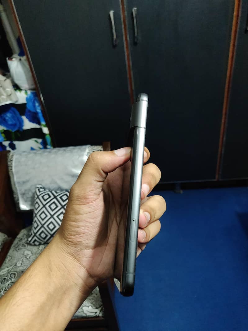 Google Pixel 8 2