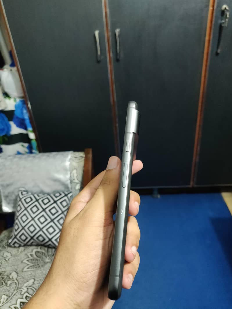 Google Pixel 8 3