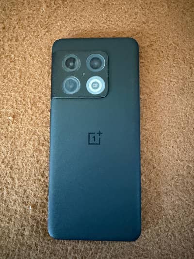 One Plus 10 Pro