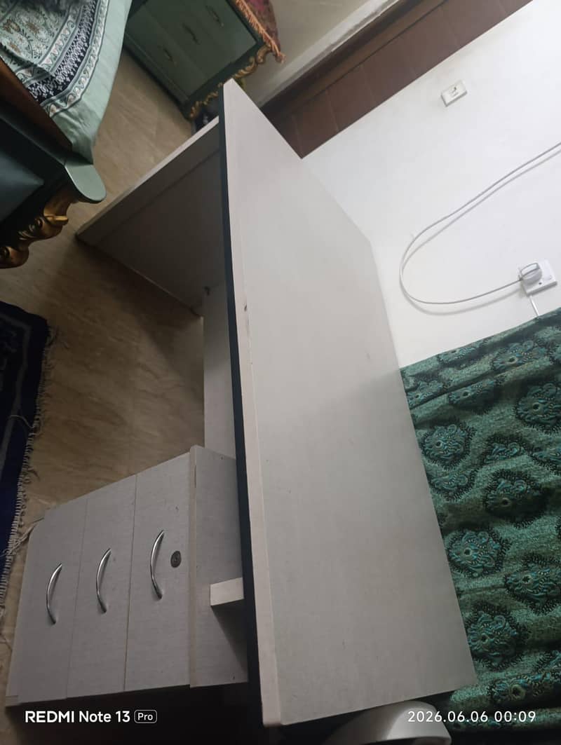 Office Table (Almost New) – Solid & Spacious 3
