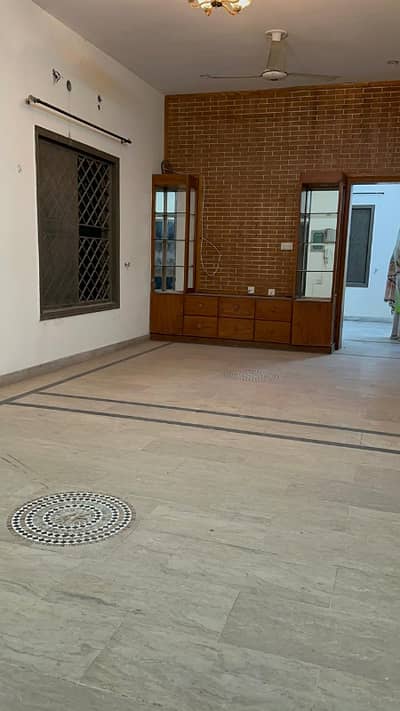 10 Marla Upper portion Available For Rent in Mustafa Town Lahore