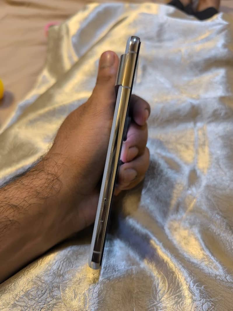 Google Pixel 8 Pro 3