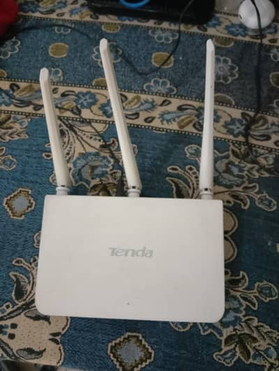 Tenda Wireless Router with Ap and Repetor Mode 3 Antena