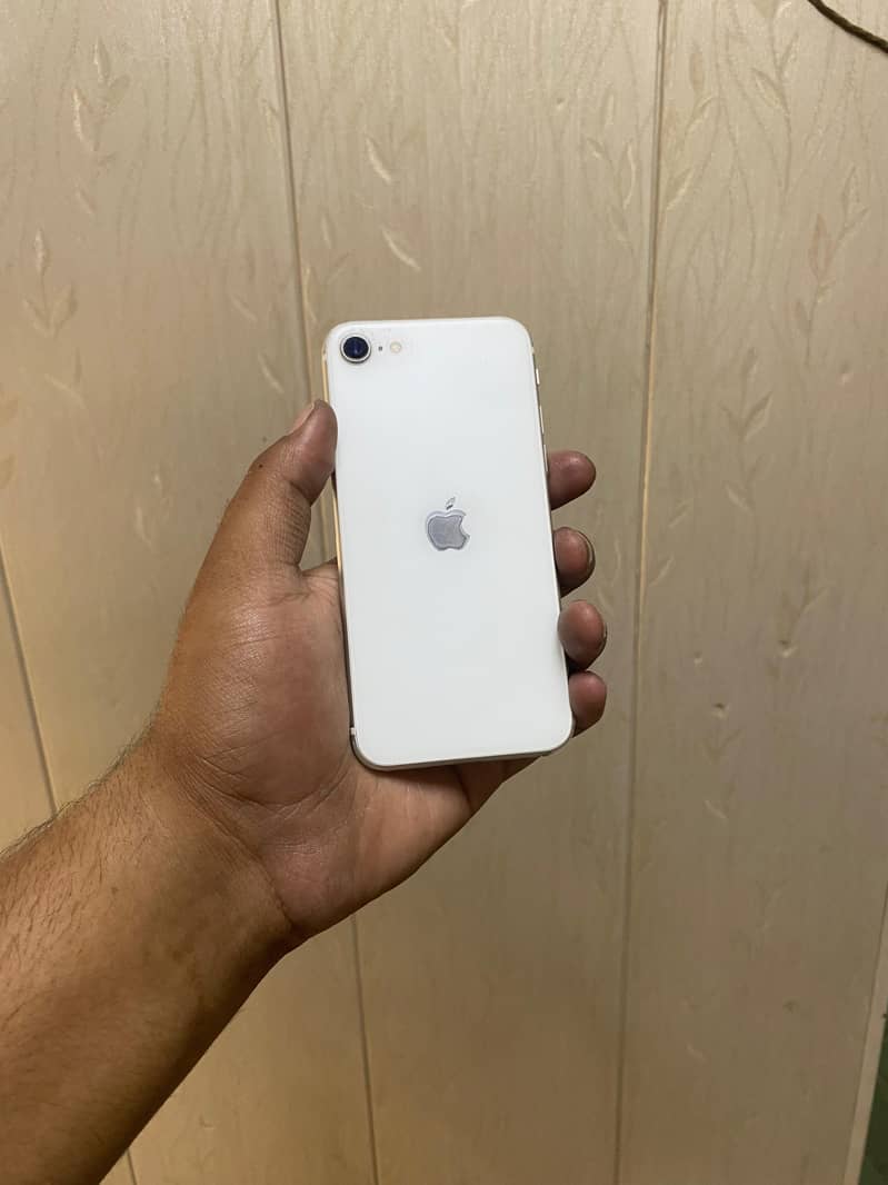 Apple iPhone SE 0