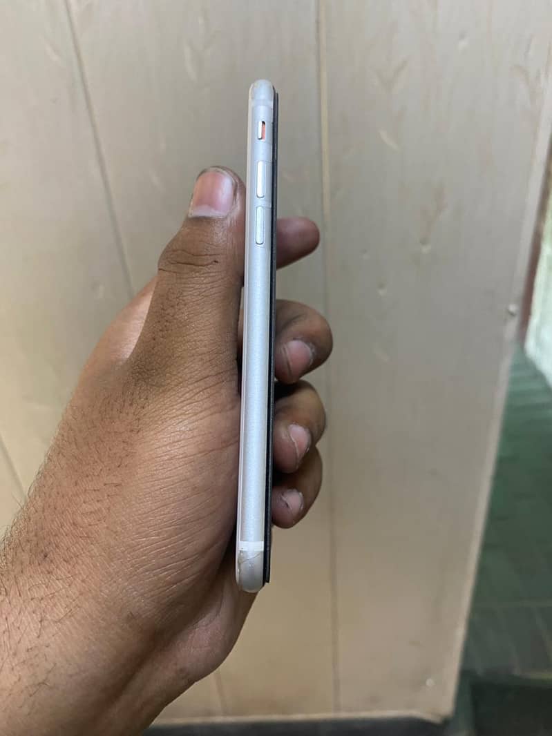 Apple iPhone SE 4