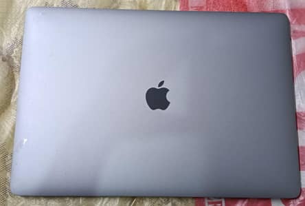 MacBook 19 pro