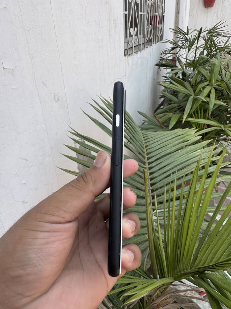 Google Pixel 4 1