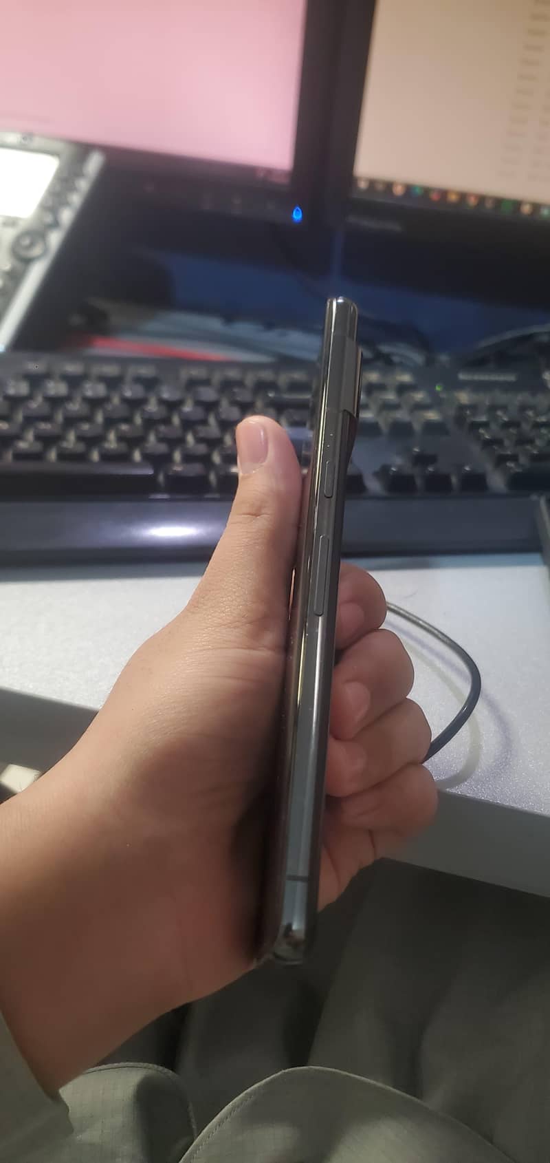 Google Pixel 7 Pro 6