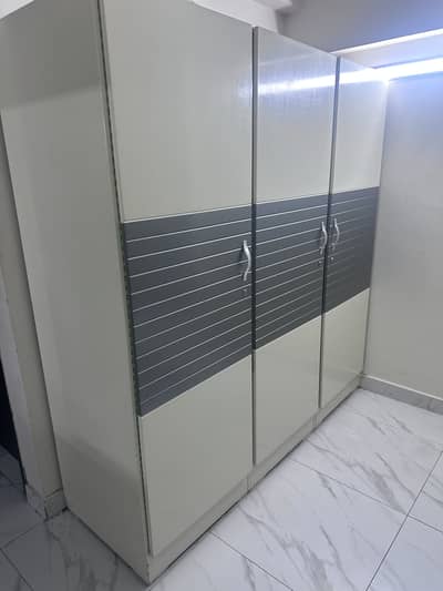 Full bed room set with dresing and 3 door cupboard and cool gel matres