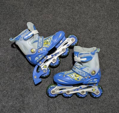 All sizes available skating shoes branded high quality