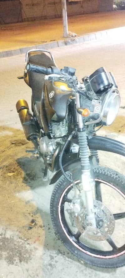 Yamaha YBR 125