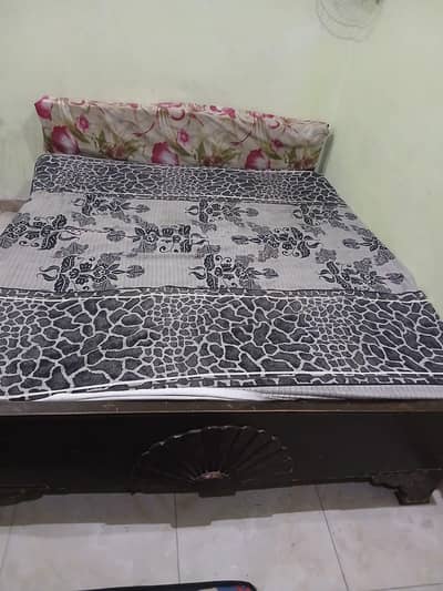 BED ORIGINAL TALI LAKRI KA BHT MAZBOOT HA with metressI