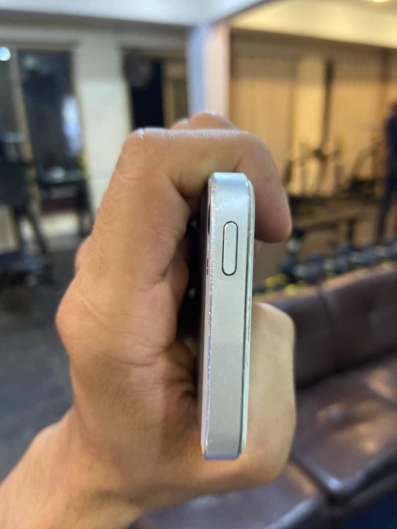 IPhone 5 2
