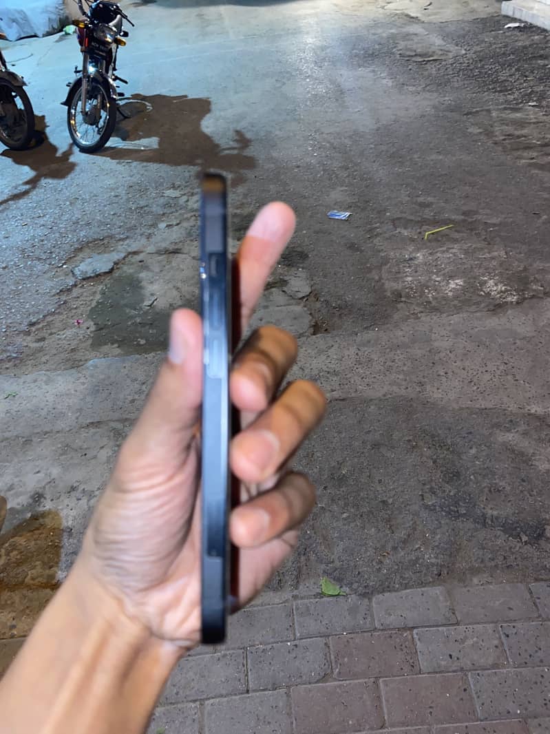 Apple iPhone 13 contact only WhatsApp 03140712099 3