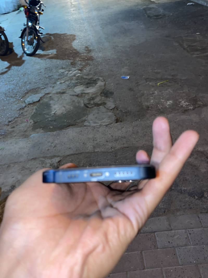 Apple iPhone 13 contact only WhatsApp 03140712099 4