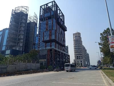 Buy A Office Of 850 Square Feet In New Blue Area