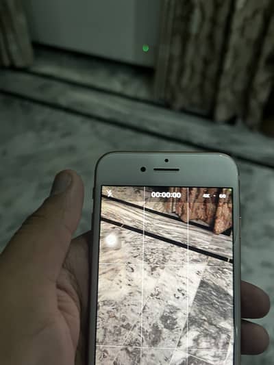 Apple iPhone 8