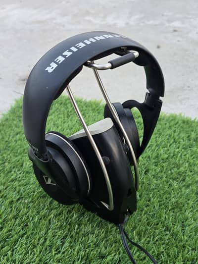 Sennheiser RS 120 II Wireless Headphone system.