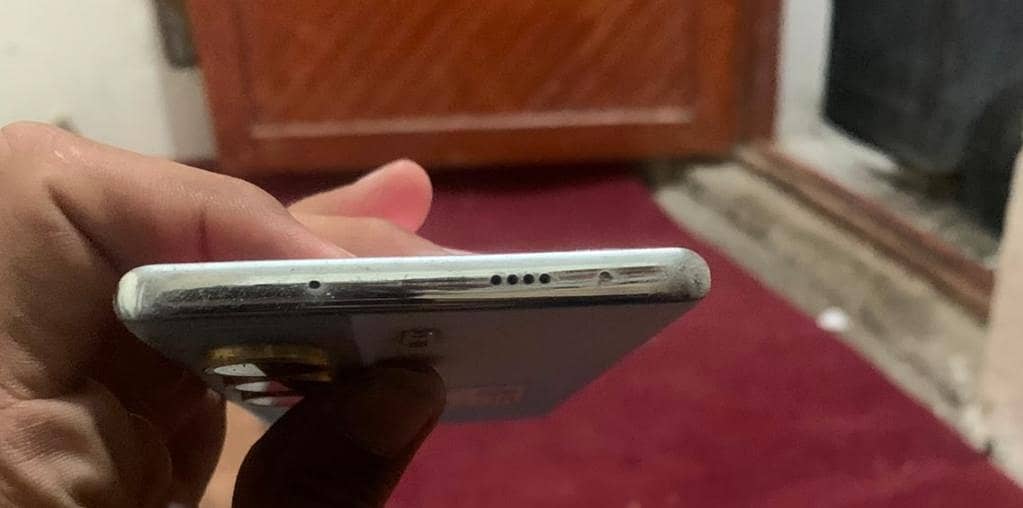 Tecno CAMON 40 Pro 1