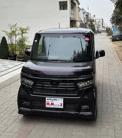 Honda N Box Custom 2021
