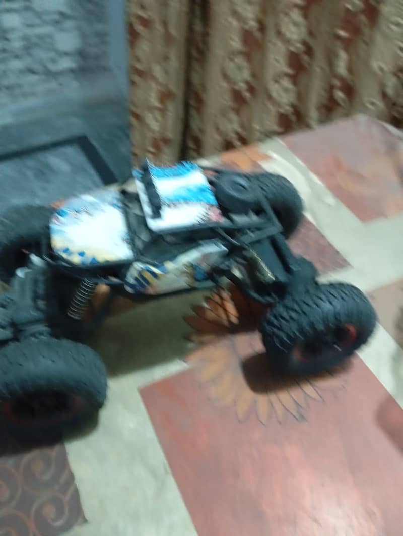 Remote monster car 2