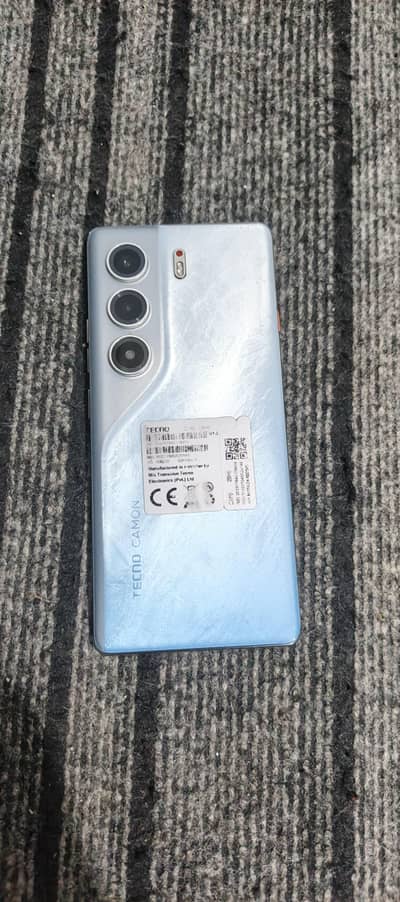 Tecno CAMON 40 Pro