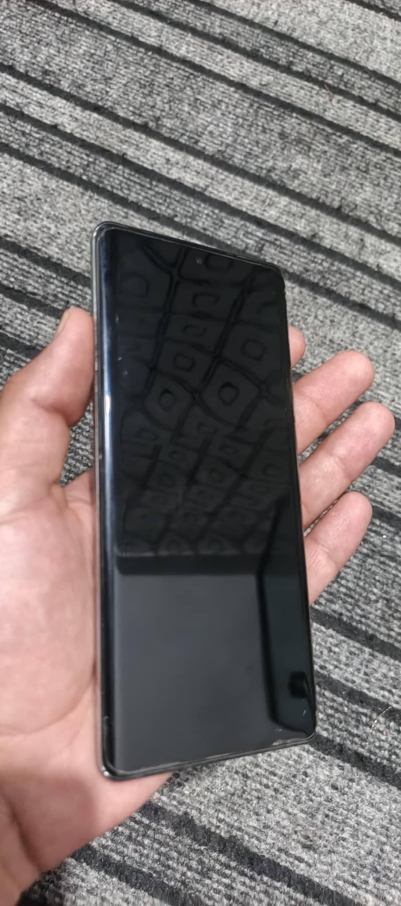 Tecno CAMON 40 Pro 1