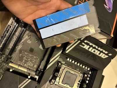 X870 Aorus Elite motherboard