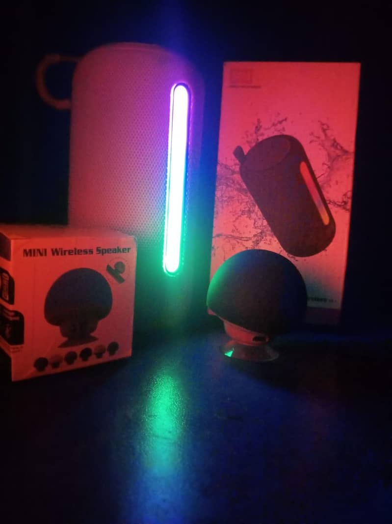 Speakers 8
