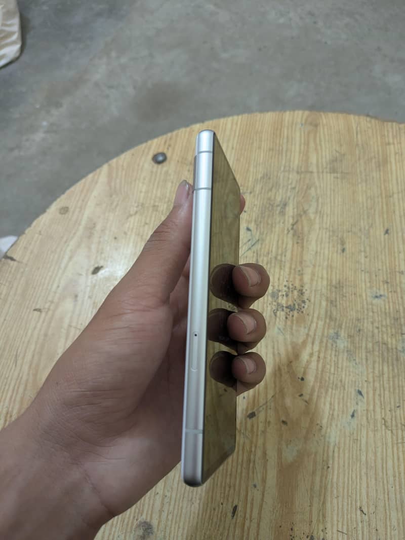 Google Pixel 7a 6