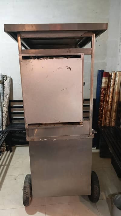 shawarma counter