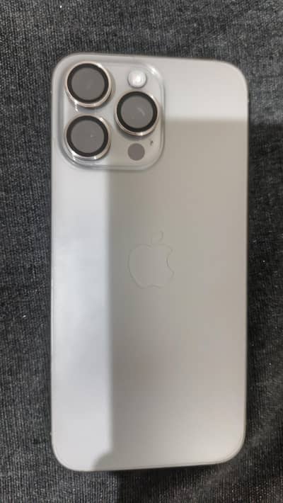 Apple iPhone 15 Pro Max