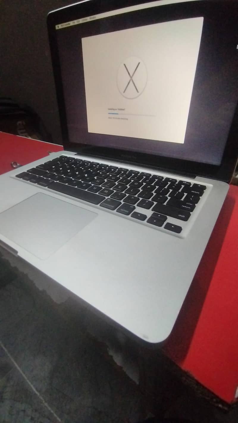 Model Apple 2012 0