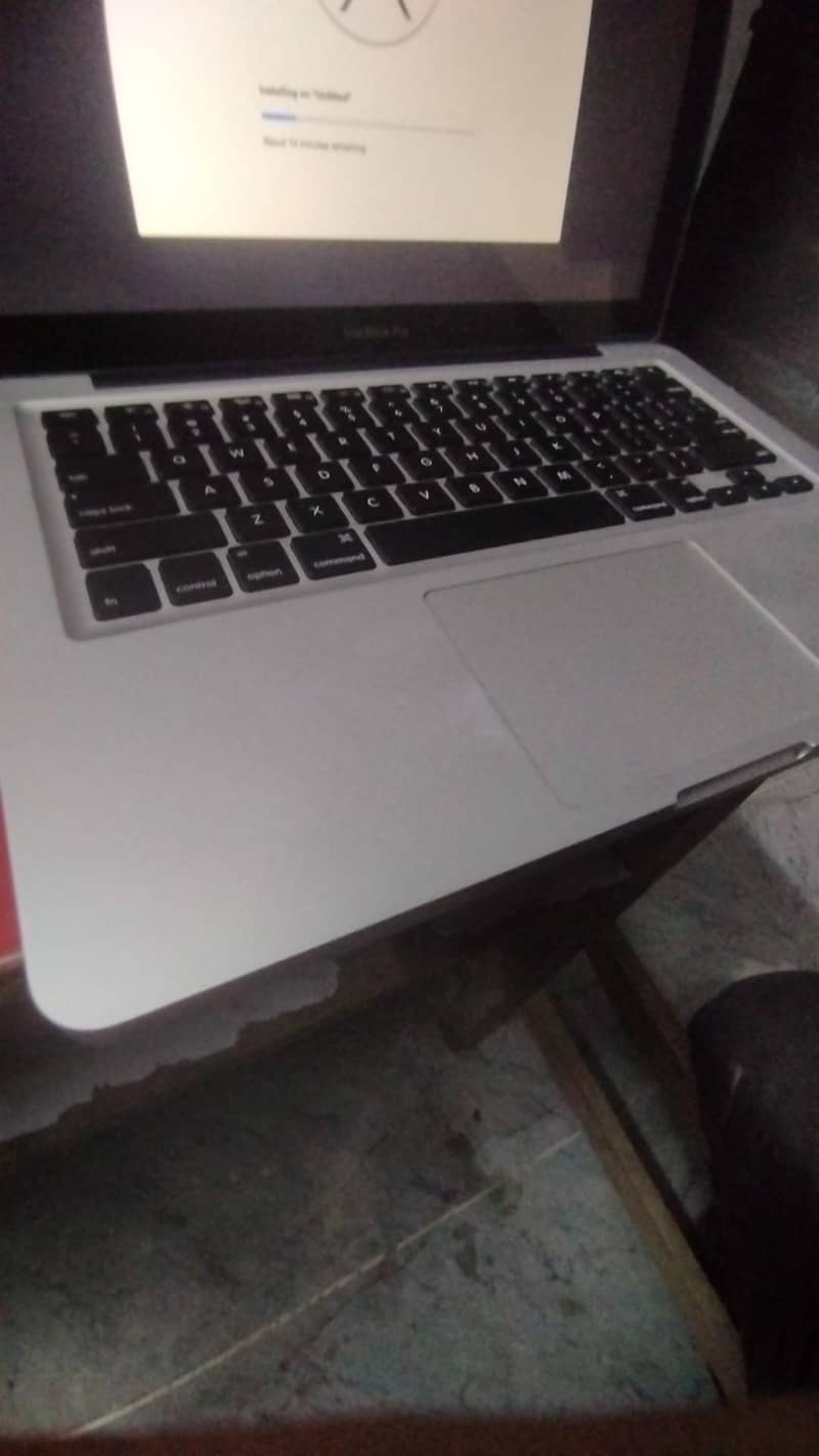 Model Apple 2012 4