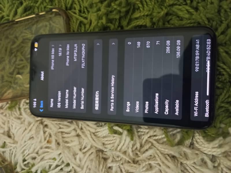 Apple iPhone XS Max 0