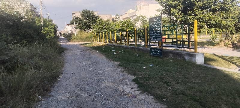 7 Marla Ideal Corner Plot 18