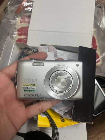 coolpix s3300 brand new