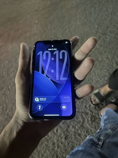 Apple iPhone 11