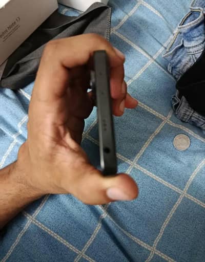 redmi note 13.8+4 ram 256 GB memory