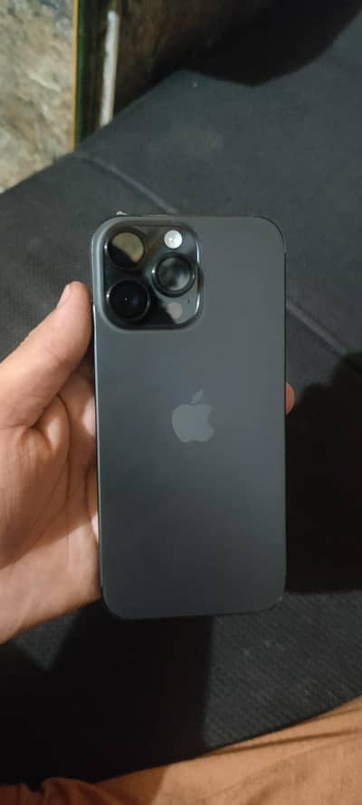 Apple iPhone 16 Pro Max