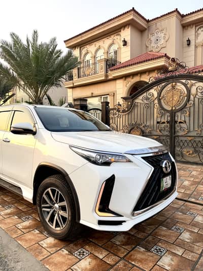 Toyota Fortuner V 2017